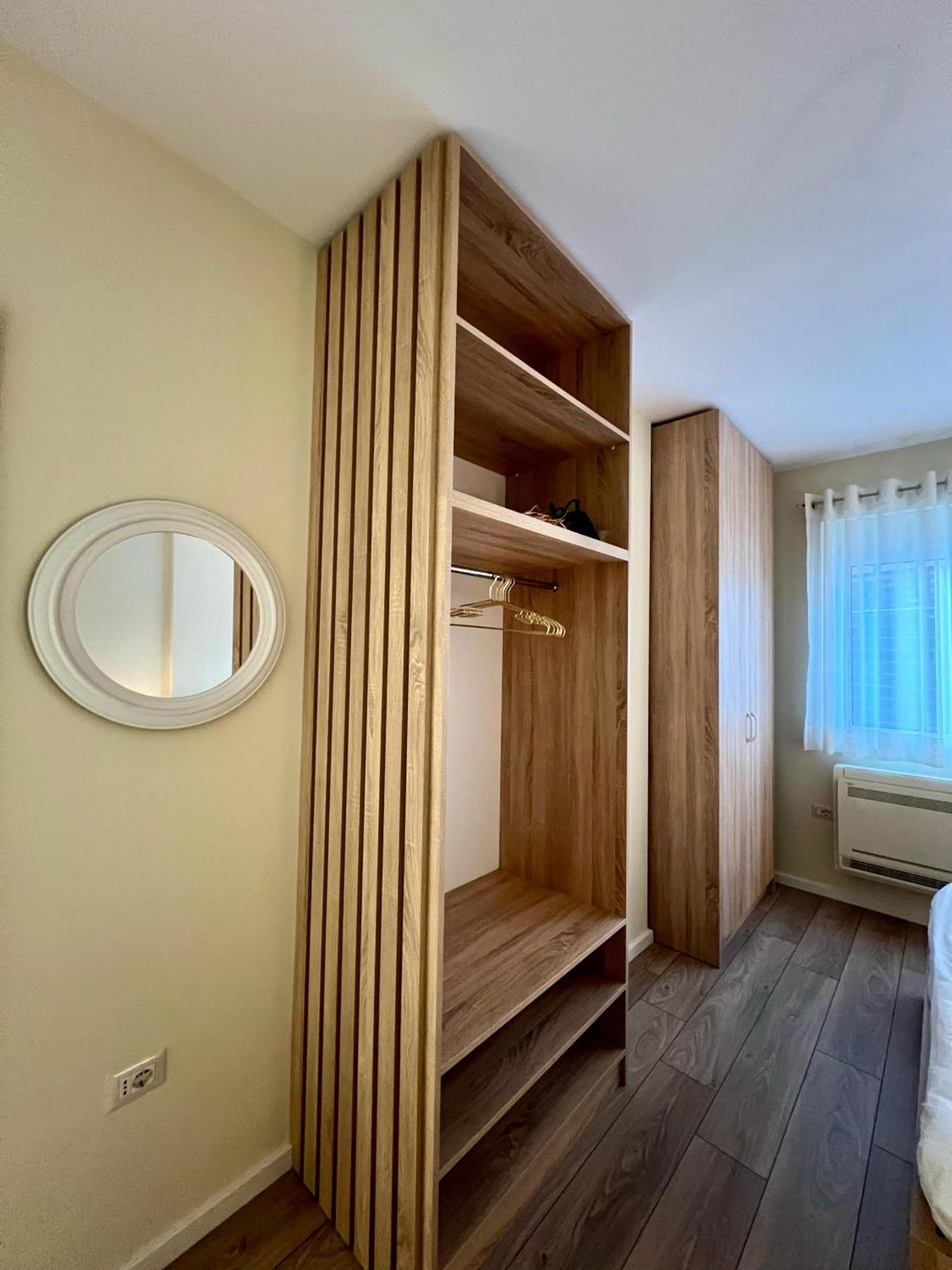 Apartmán Metropolitan Charm: Cozy 1Br In 7Min To Skanderbeg Tirana Exteriér fotografie